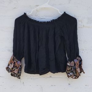 Mid-Sleeve Crop Top